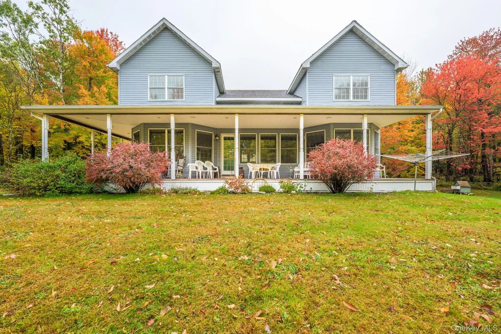 1013 Plank Road, Other