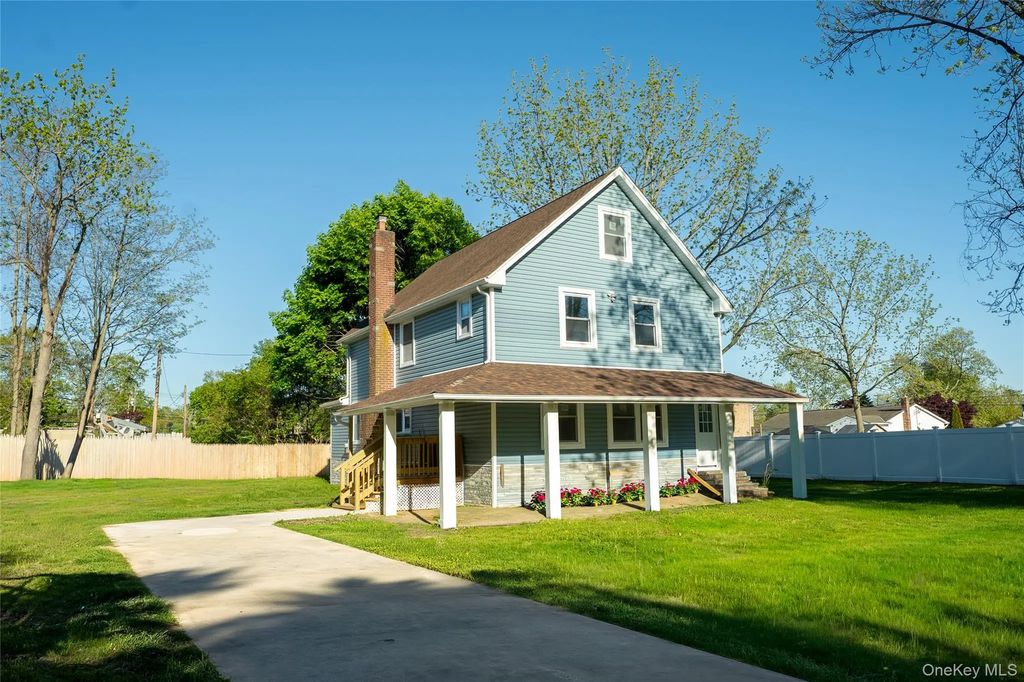 2144 Ocean Avenue, Ronkonkoma