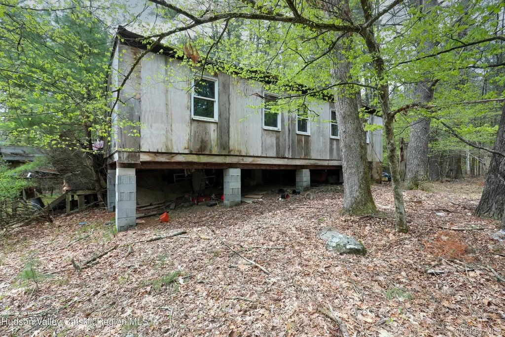 44 Pine Grove Road, Kerhonkson