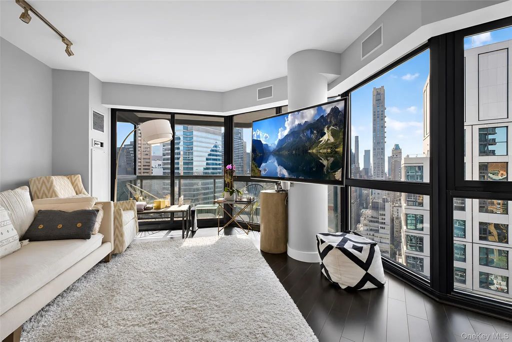 200 E 61st Street # 35b, New York (Manhattan)