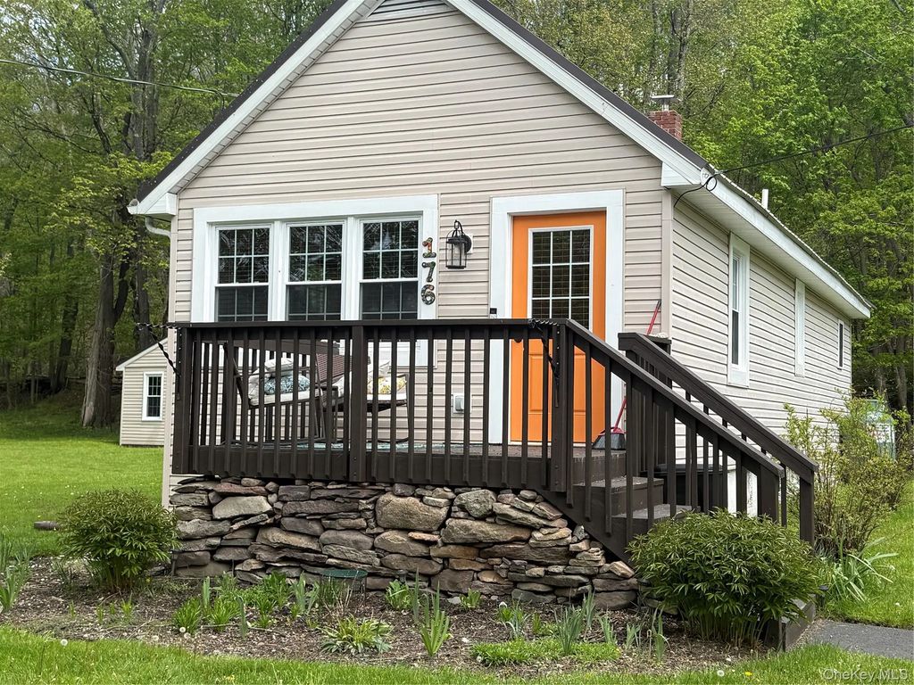 176 Mountaindale Main Street, Mountain Dale