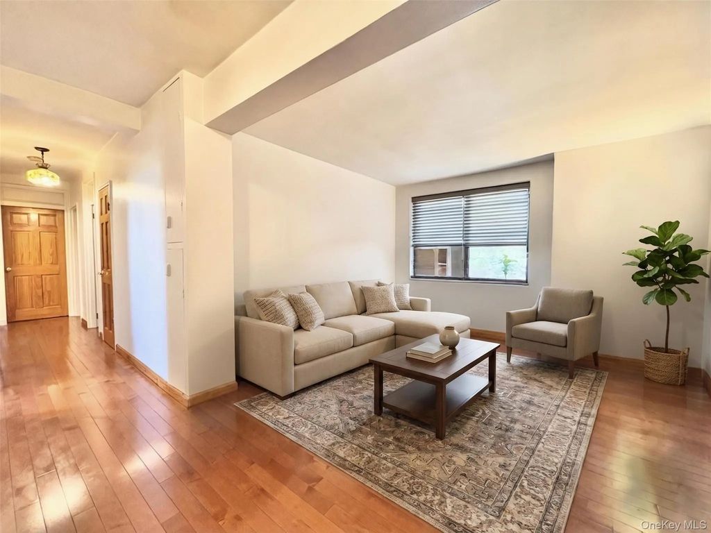 28-08 141st Street # 3b, Flushing