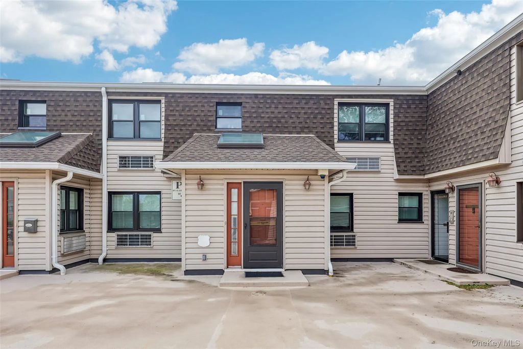 1331 Broadway # P 10/11, Hewlett