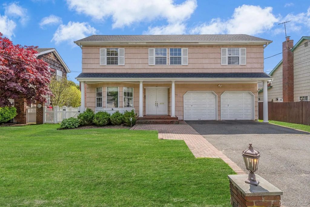 104 Locust Avenue, Rockville Centre