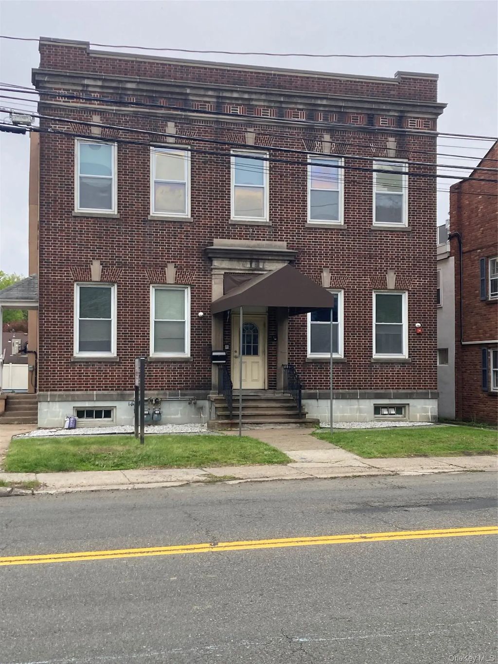141 Lafayette Avenue, Suffern