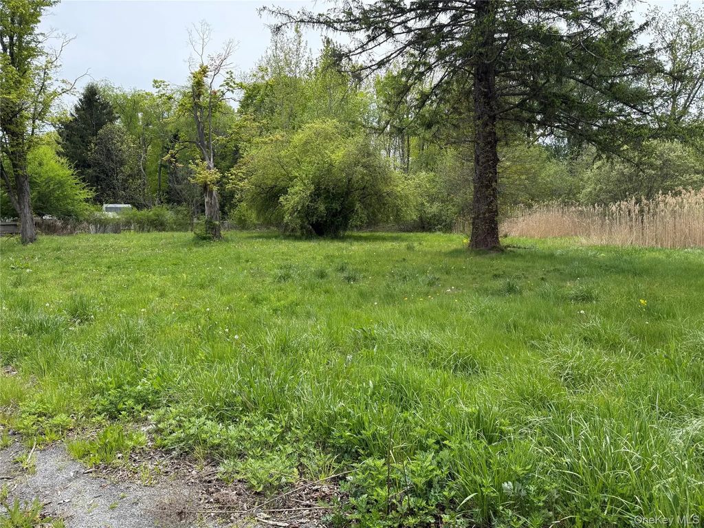 5282 Route 44, Amenia