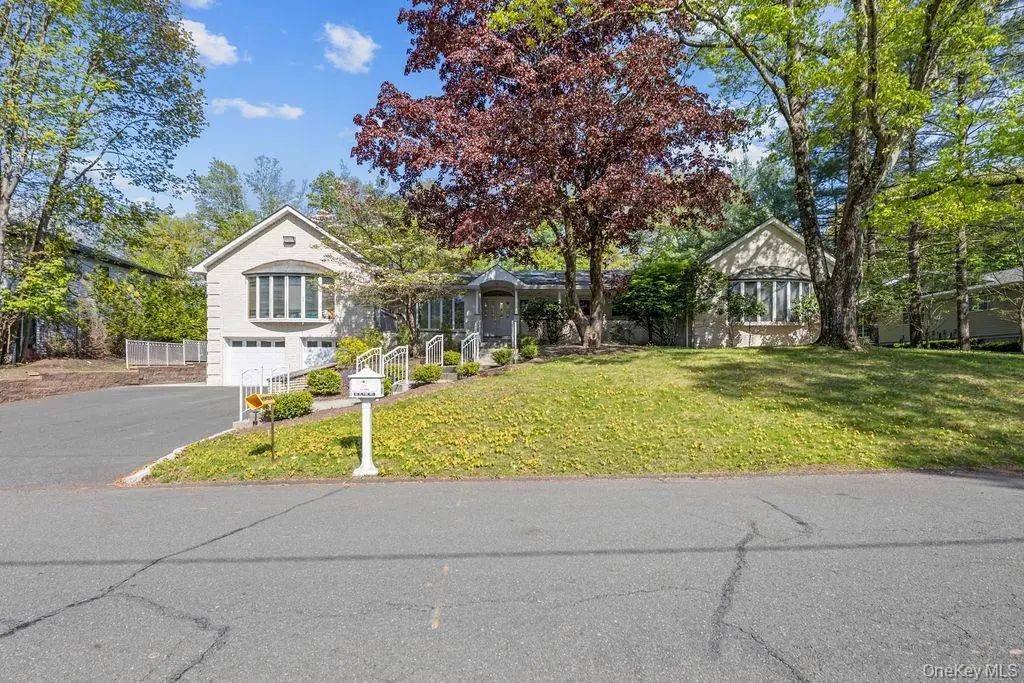 10 Elyise Road, Monsey