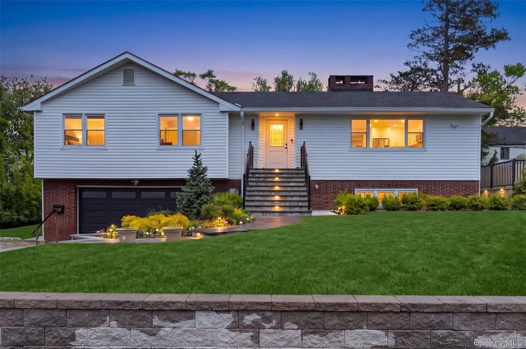 15 Cambridge Avenue, Tuckahoe