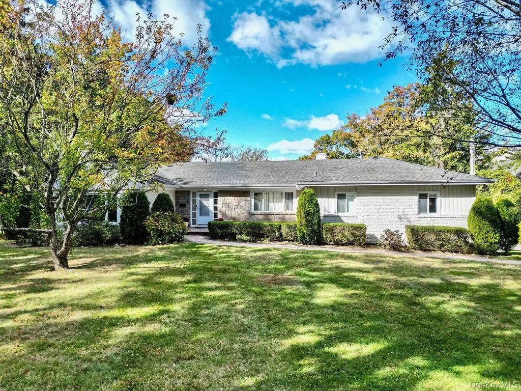 24 Hemlock Drive, Great Neck