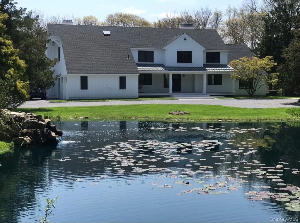 263 Ferry Road, Sag Harbor