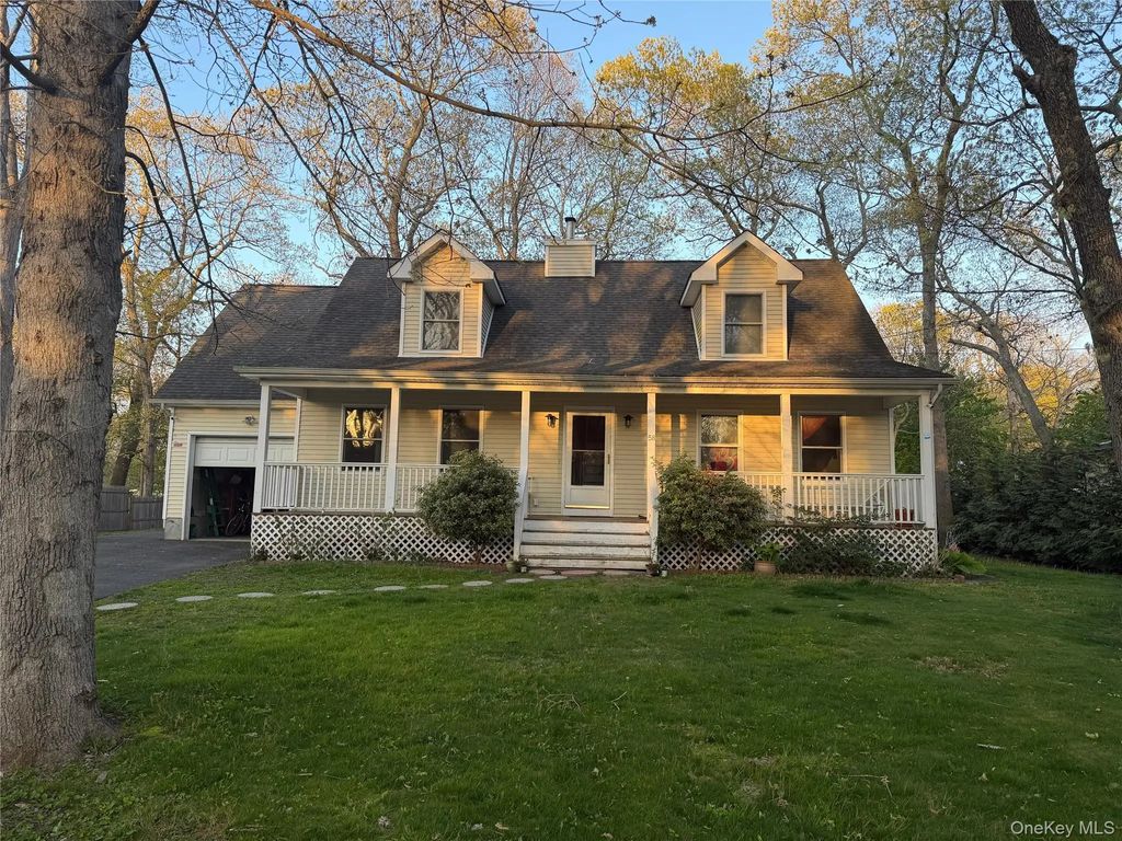 58 Flanders Boulevard, Riverhead