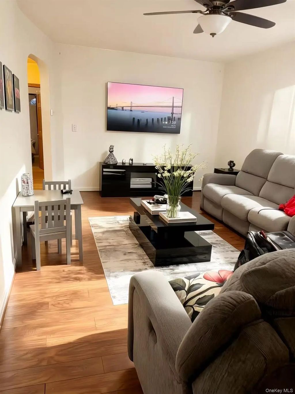 8548 Little Neck Parkway, Floral Park