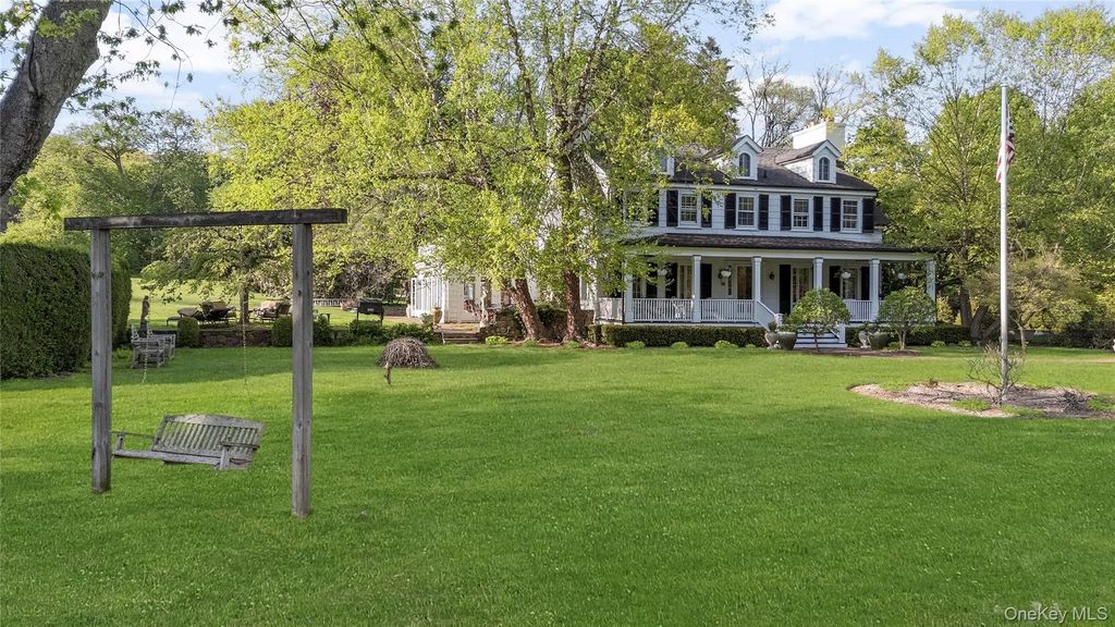 4 Roads End, Brookville