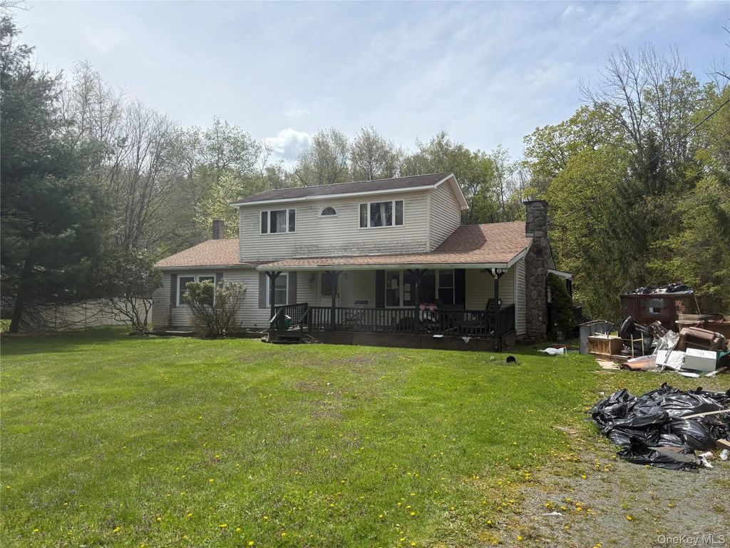 89 Benton Hollow Road, Liberty