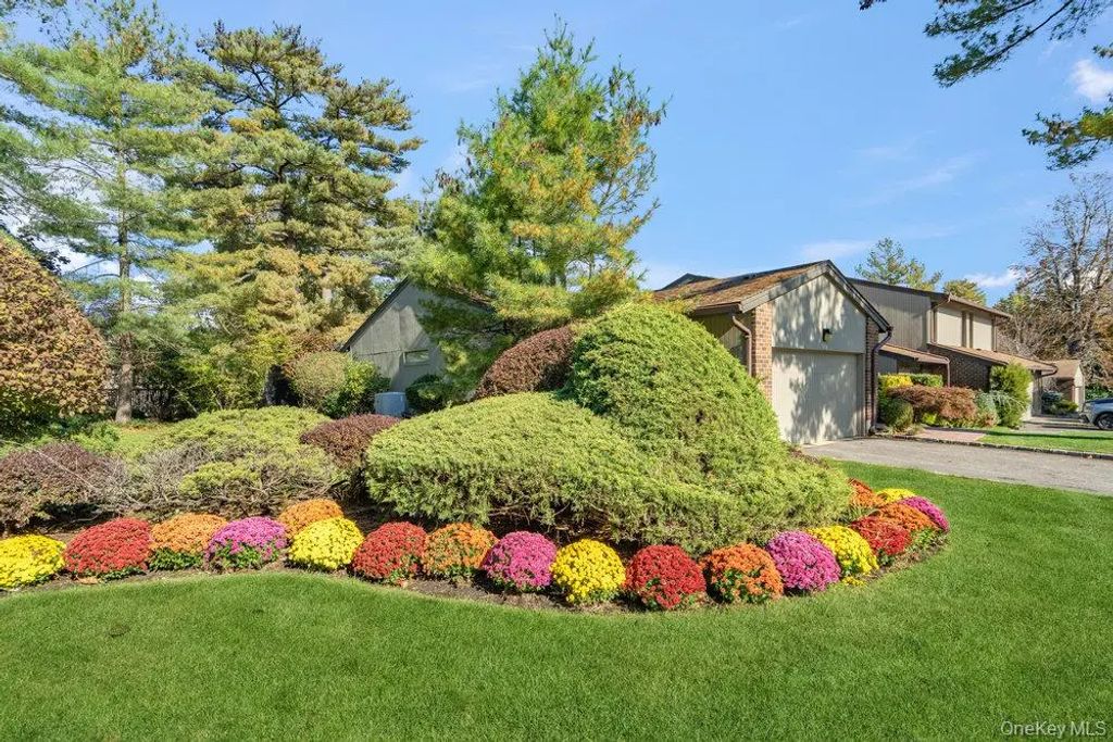 118 Estate Drive, Jericho