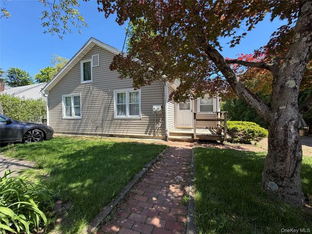 20 Melnick Place, Lake Peekskill