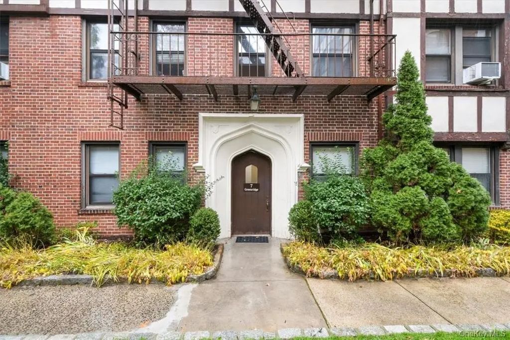7 Greenridge Avenue # A7, White Plains