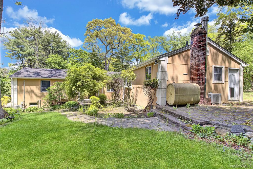77 S Coleman Road, Centereach