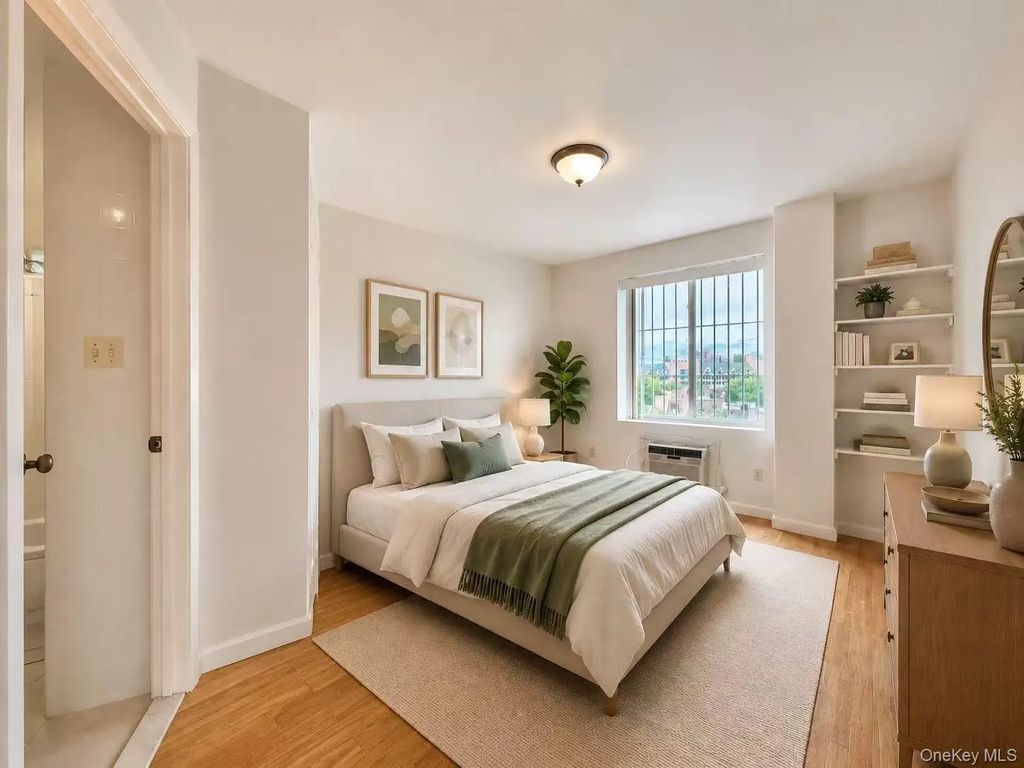 82-15 Queens Boulevard # Ph-b, Elmhurst