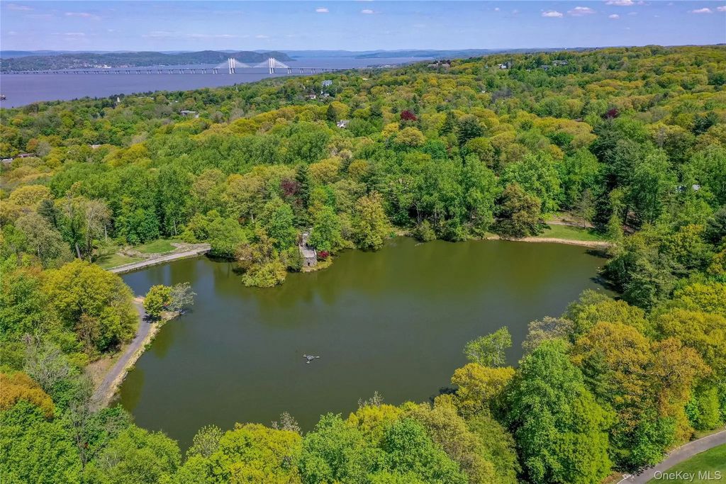 Lot #1 Castle Road, Irvington