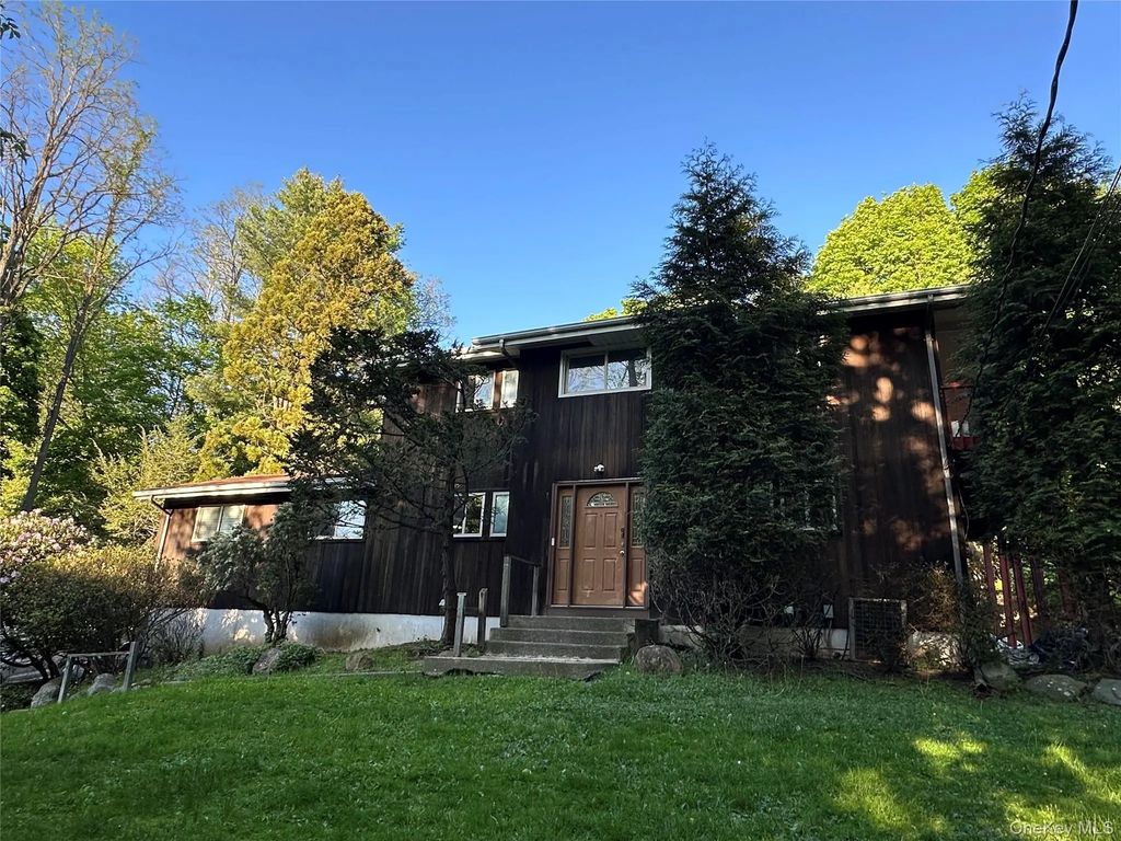 254 Hempstead Road, Spring Valley