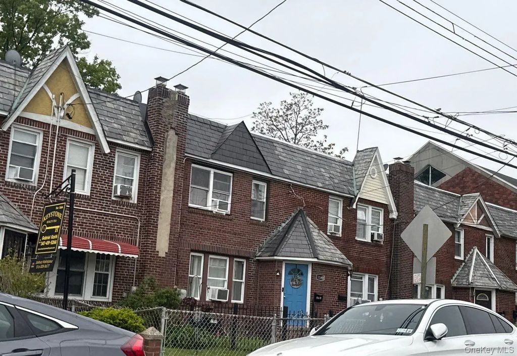 114-18 201st Street, Saint Albans
