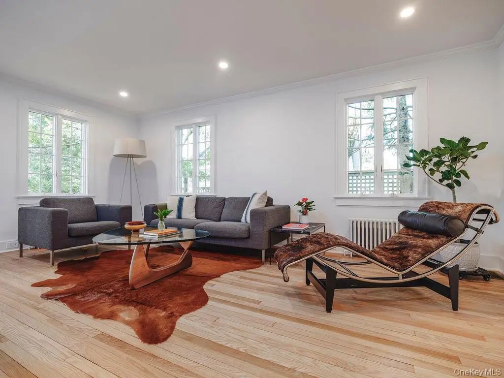 175 Aka 611 Maple Street, Greenport