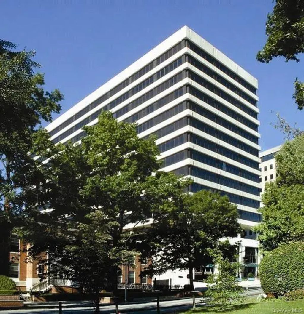 445 Hamilton Avenue # 1102, White Plains