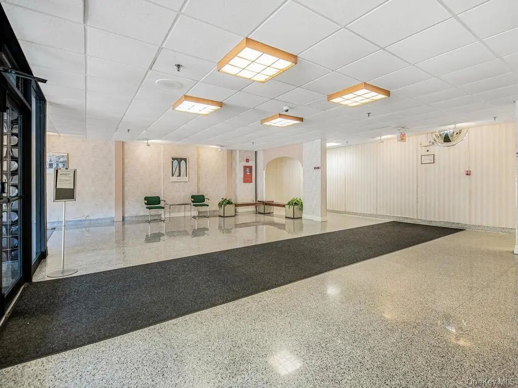 377 N Broadway # 201, Yonkers