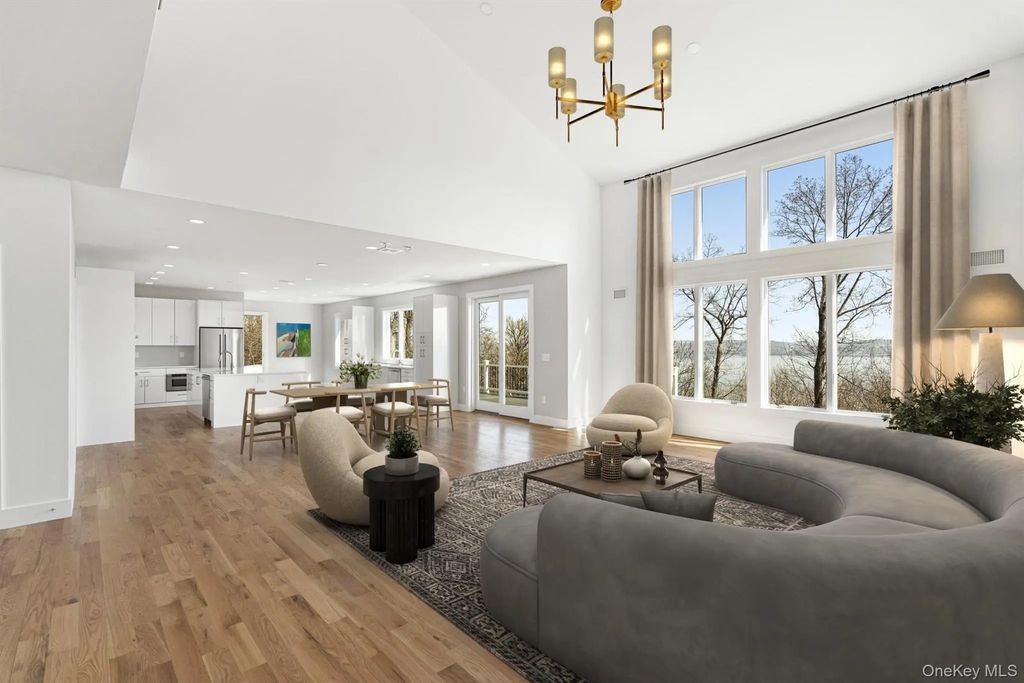 201 Tweed Boulevard, Piermont
