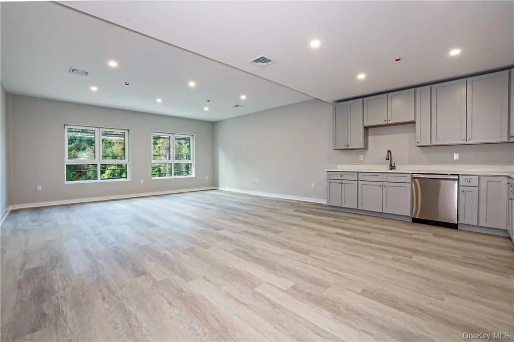 500 Commerce Street # See Remarks, Hawthorne