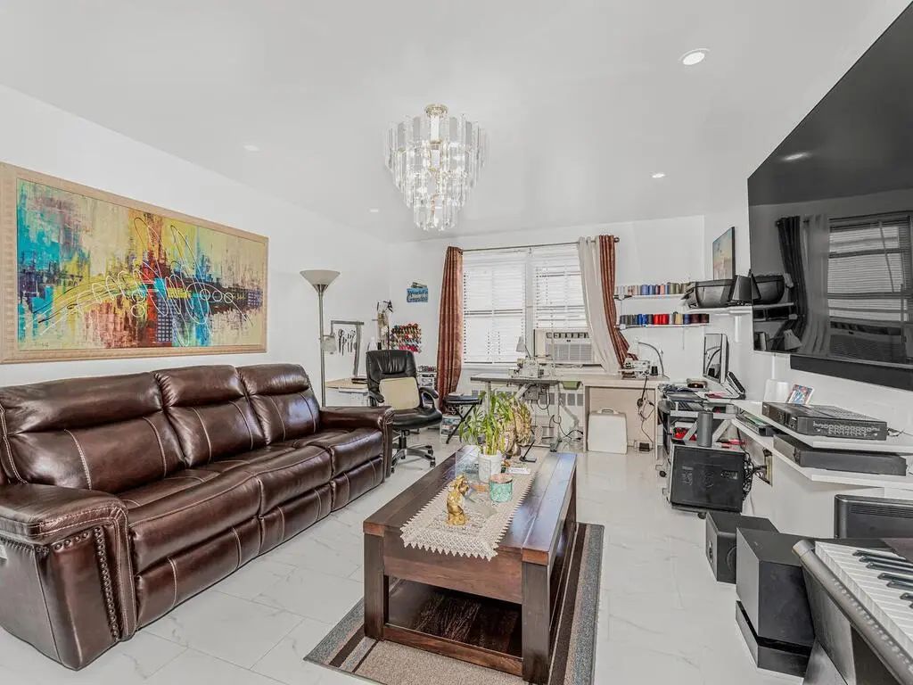 2866 Marion Avenue # 6j, Bronx