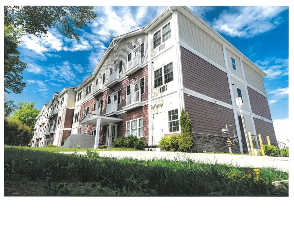 80 Main Street, Ossining