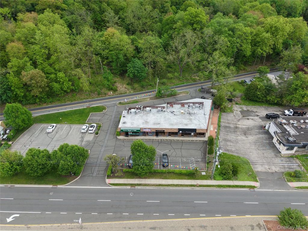 589 Route 303 # 5,6,7, Blauvelt