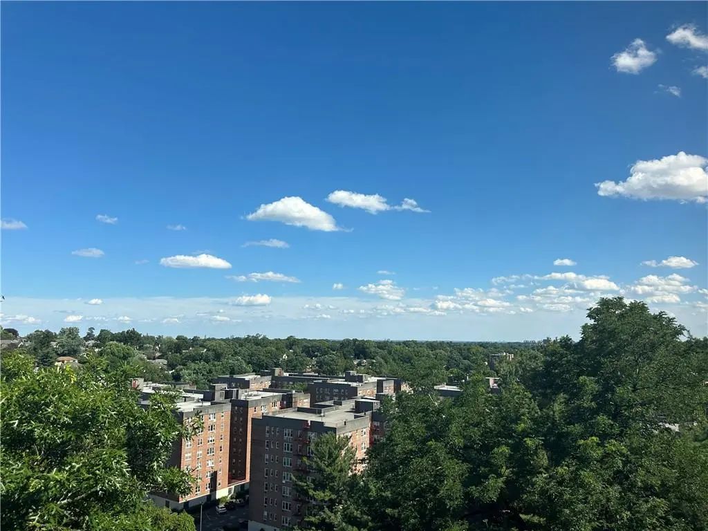 11 Balint Drive # 750, Yonkers