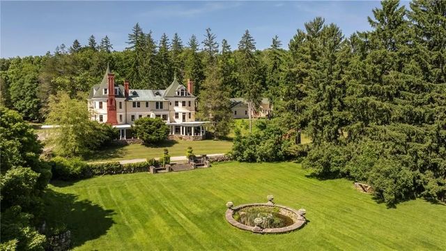 45 Hitchcock Lane, Millbrook