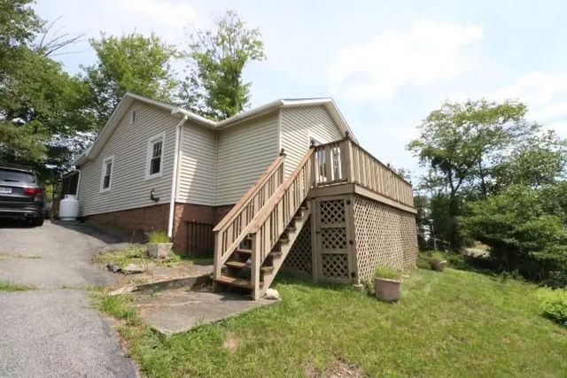 5 Chestnut Street W, Wurtsboro