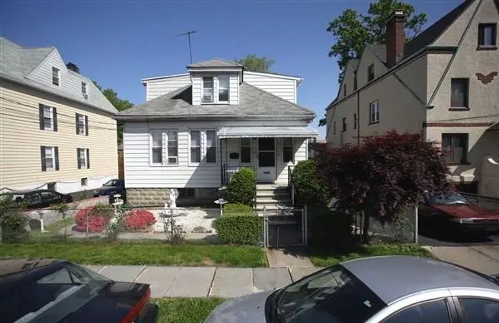 100 Hart Avenue, Yonkers