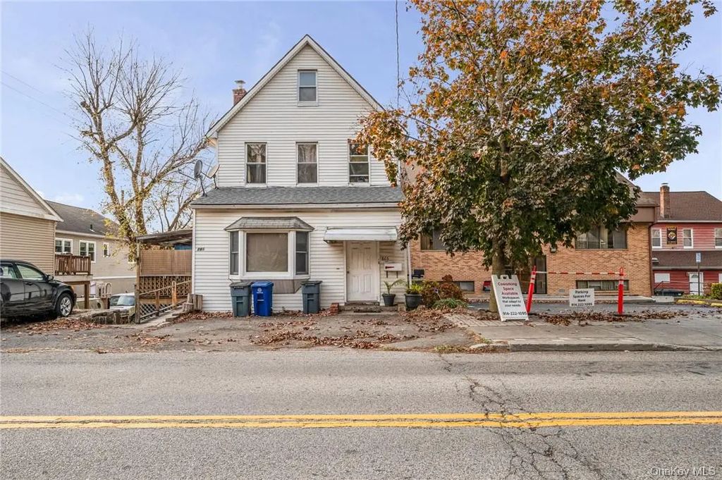 865 Commerce Street, Thornwood