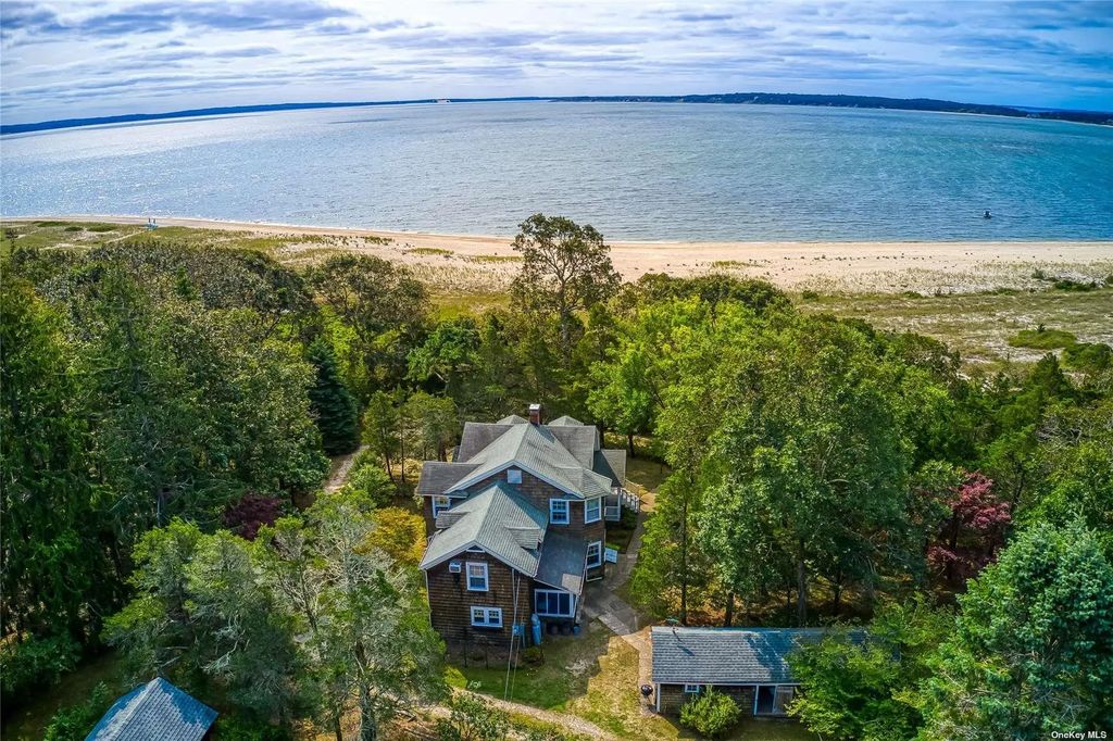 1695 Old Woods Path, Southold