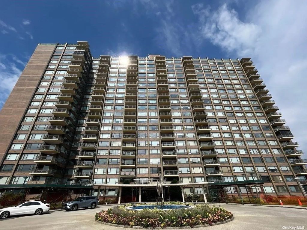 166-25 Powells Cove Boulevard # 4d, Beechhurst