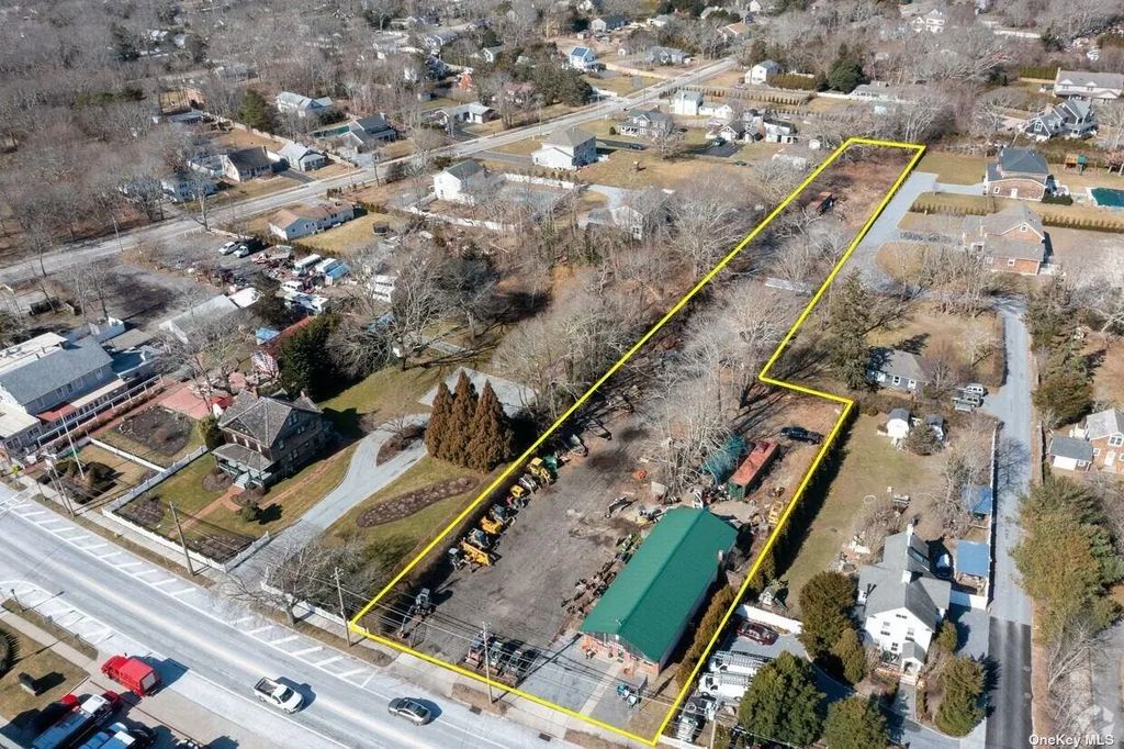 494 & 500 Montauk Highway, East Quogue