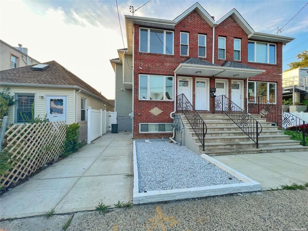 157-09 108th Avenue, Jamaica