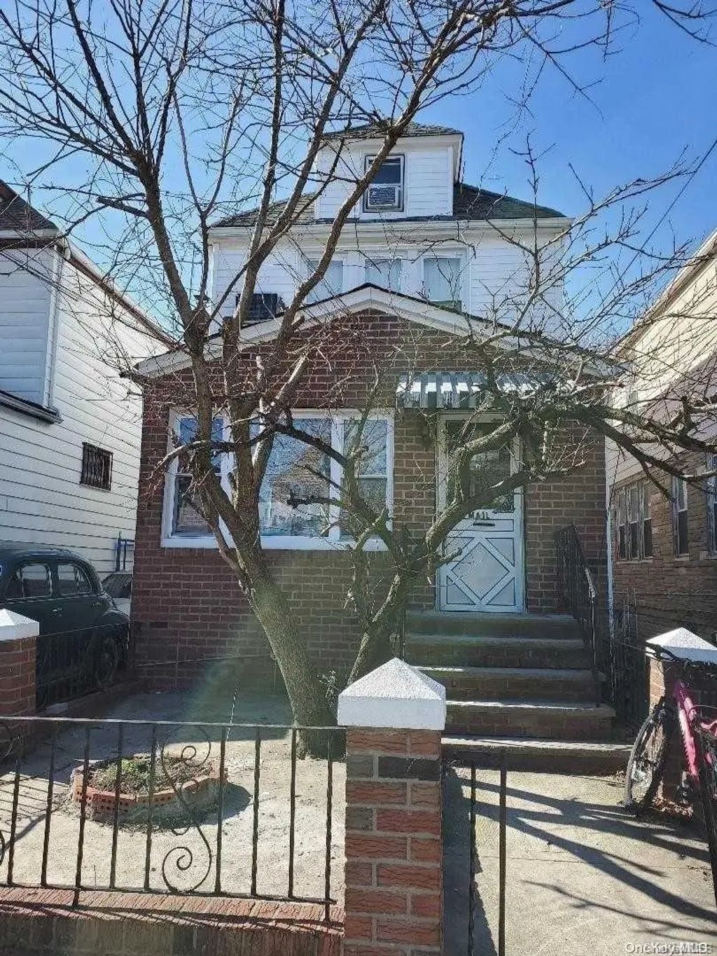 24-24 Gillmore Street, Flushing
