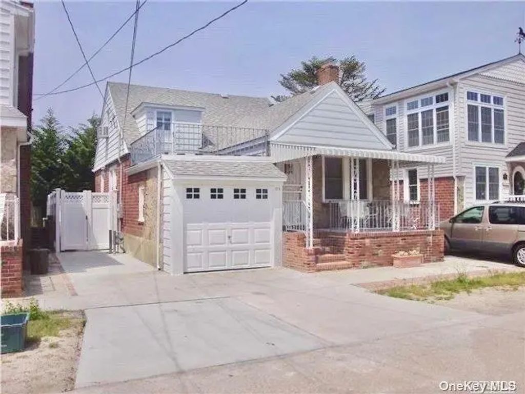 111 Inwood, Point Lookout