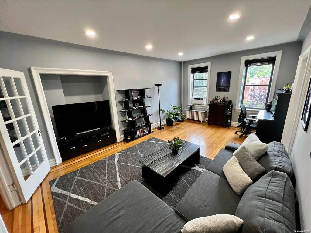 160-15 Powells Cove Boulevard # A103, Beechhurst