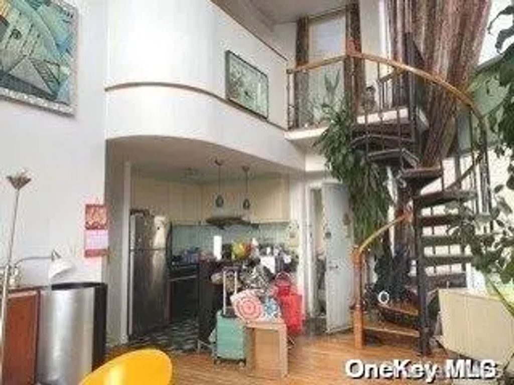 132-03 Sanford Avenue # 7f, Flushing