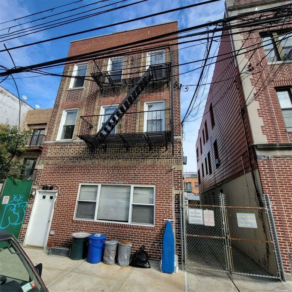 34-33 9 Street, Long Island City
