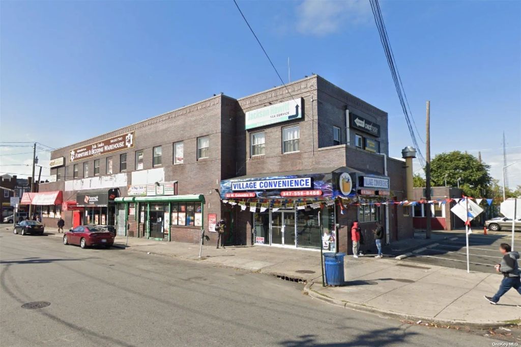 158 Main Street, Hempstead