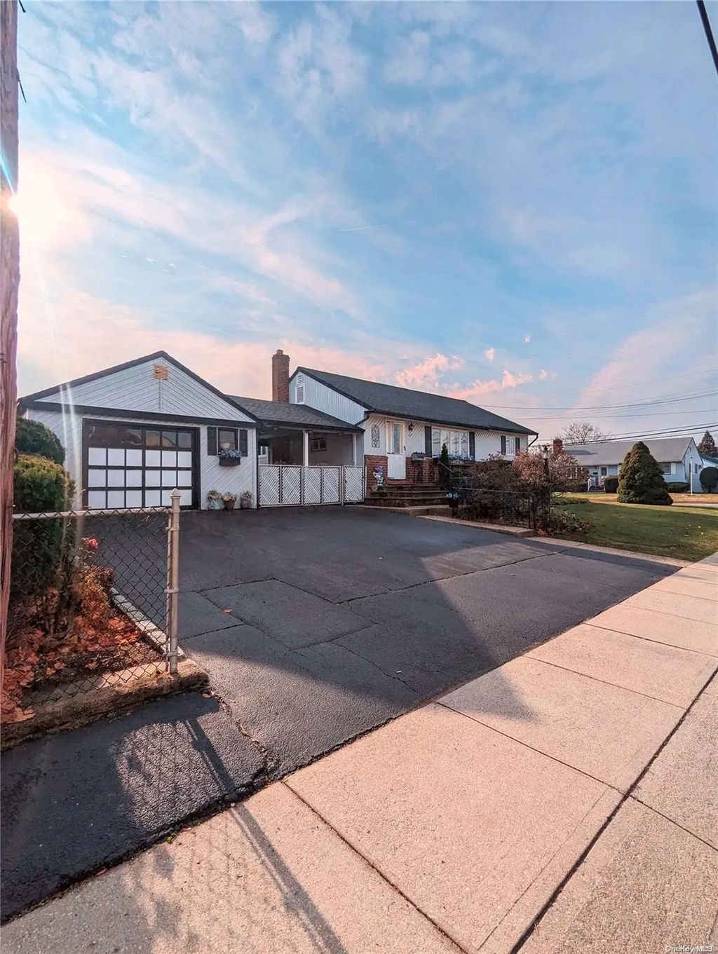 149 Maple Avenue, Bethpage